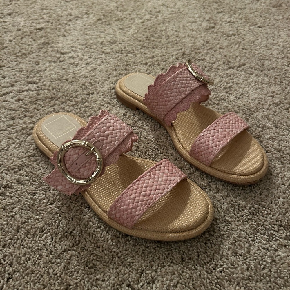 Dolce vita sandals